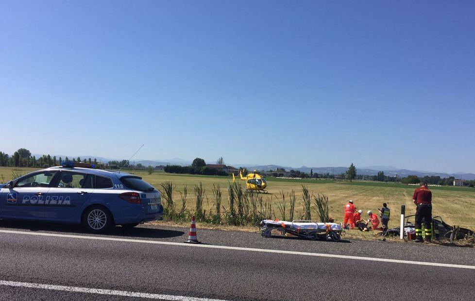 Schianto sull’A1, gravi tre persone 