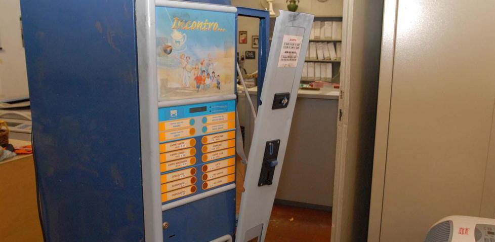 A Modena la piaga dei ladri di macchinette: danni per 20mila euro 
