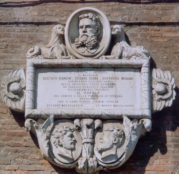 Quei nomi dimenticati sulla lapide alle spalle del Savonarola