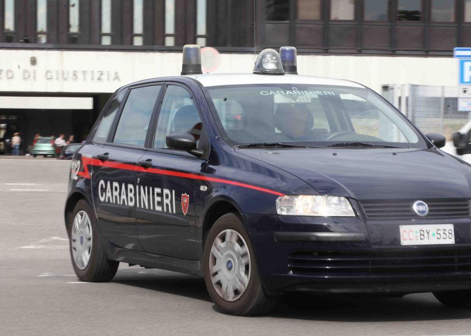 Torna libero dopo l’aggressione al padre 