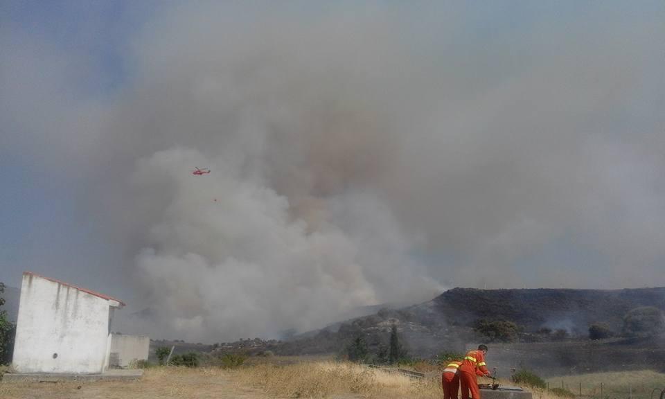 L'incendio visto da Nurallao