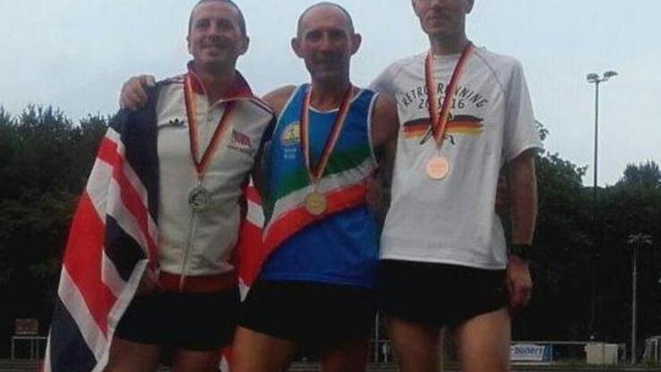 In Versilia i titoli mondiali della corsa all’indietro