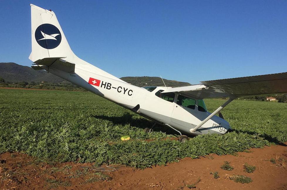 Atterraggio da brivido paura all’aviosuperficie 