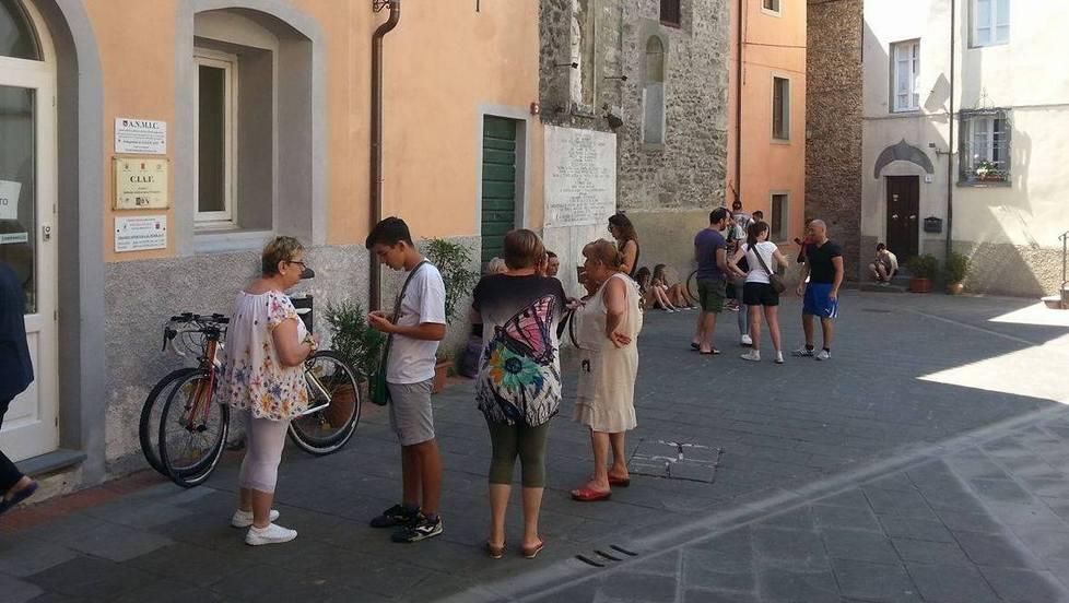 Gallicano, dieci ore di fila per acquistare i biglietti del palio 