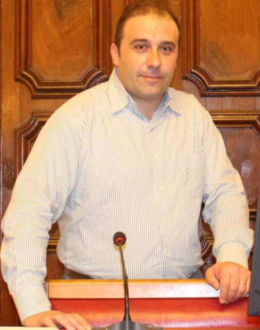 Esposito (M5s) attacca la giunta 