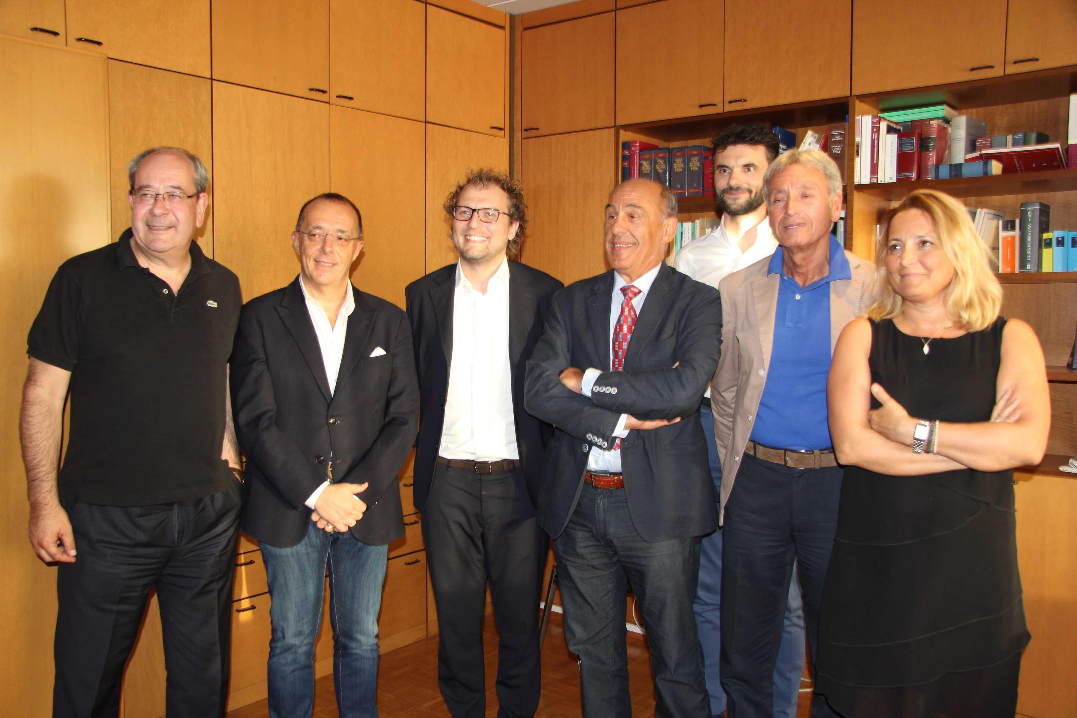Il vertice in Tribunale col sottosegretario Luca Lotti (Foto Batavia)