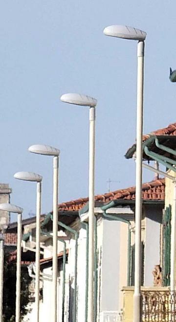 Led e fotovoltaico, scatta la sostituzione dei lampioni 