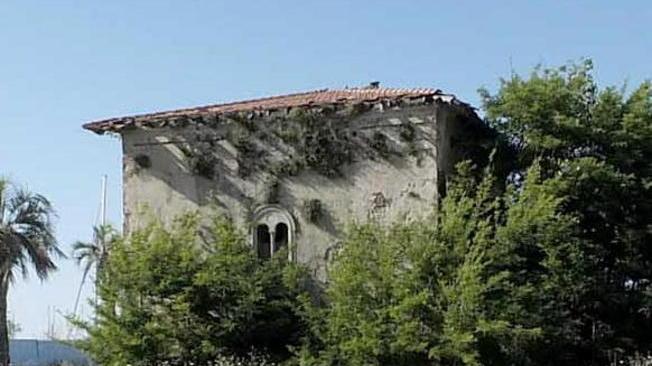 Nel degrado il covo d’amore di D’Annunzio