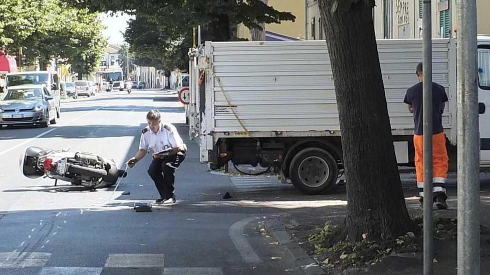 Femore fratturato nell’urto in scooter