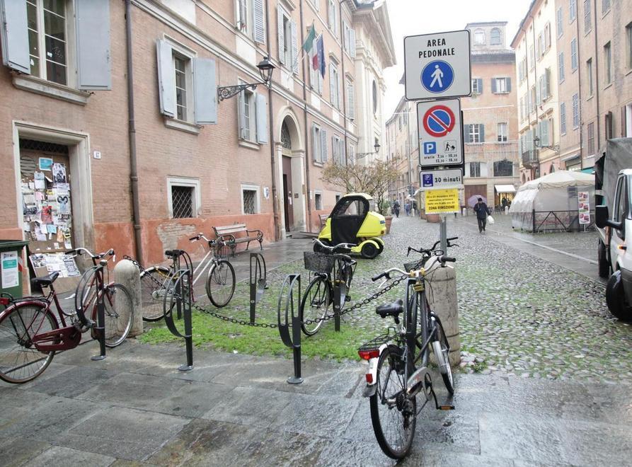 In S. Eufemia i vetri della discordia 