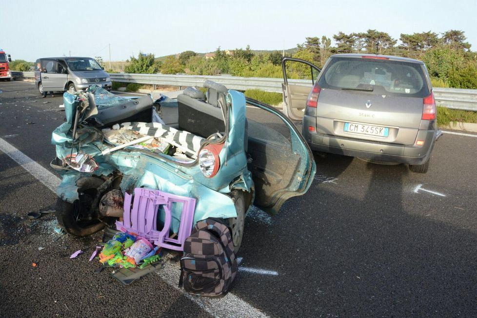 Travolte e uccise sulla Sassari-Alghero, il militare investitore patteggia 