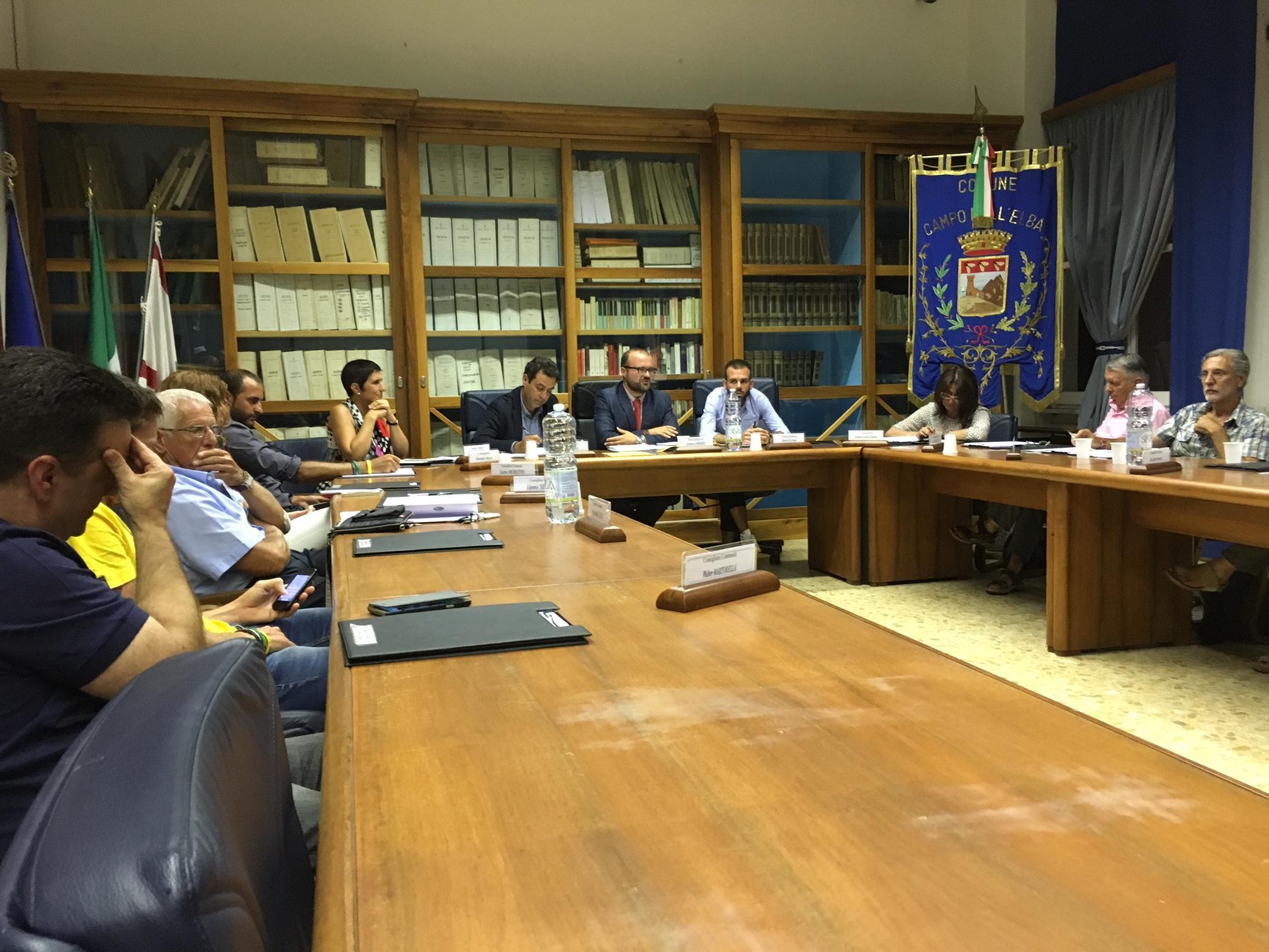 Il consiglio comunale a Campo nell'Elba
