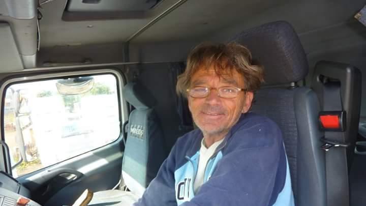 Mauro Filippi a bordo del suo camion