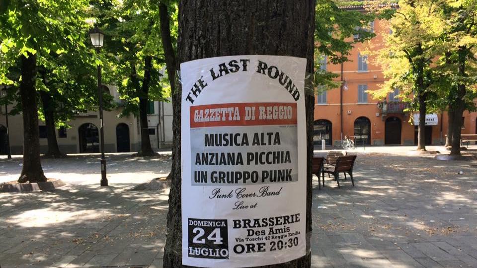 Nonna contro punk, la locandina della Gazzetta diventa annuncio per un nuovo concerto