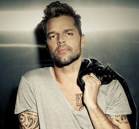 Cena da vida loca con Ricky Martin 