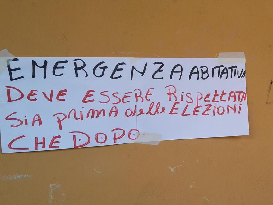 Nuova protesta delle famiglie sfrattate 