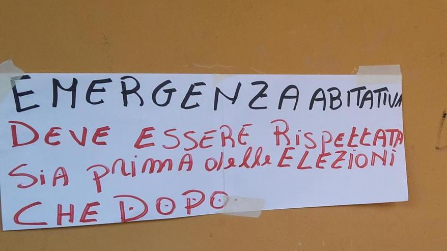 Nuova protesta delle famiglie sfrattate