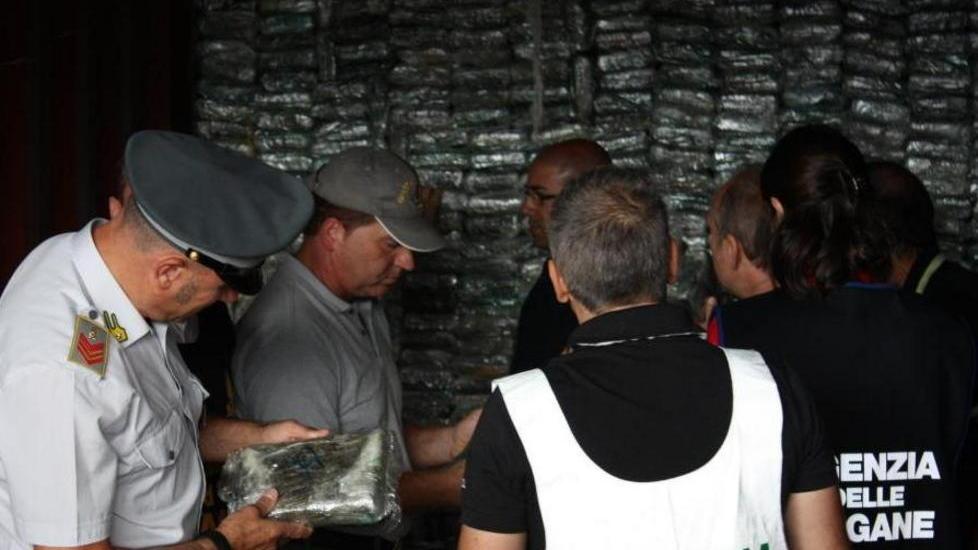 Droga dalla Colombia, condannato a 6 anni dipendente del porto