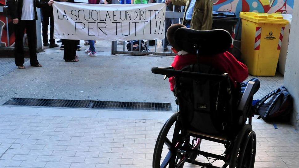 Disabili, assistenza oltre il mondo scolastico