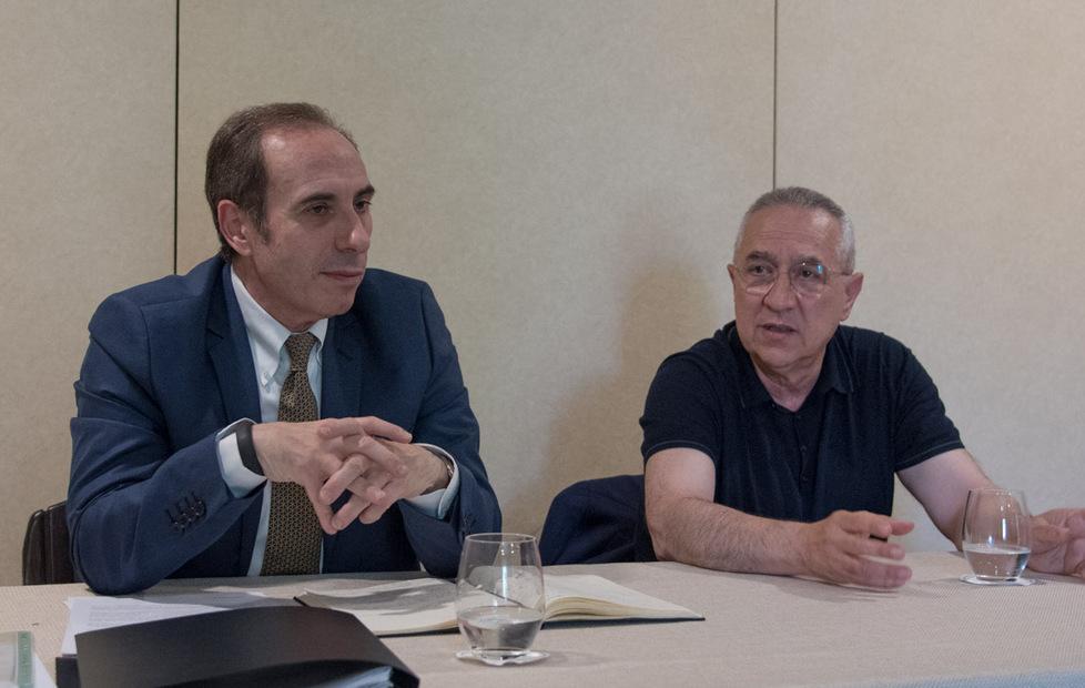 «Il Dna dei sardi venduto, la giunta resta in silenzio» 