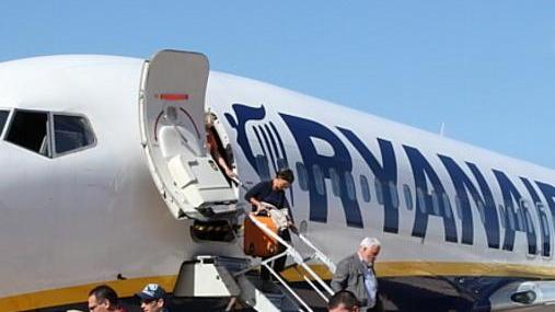 Tasse aeroportuali, la Camera dice sì al taglio per 4 mesi