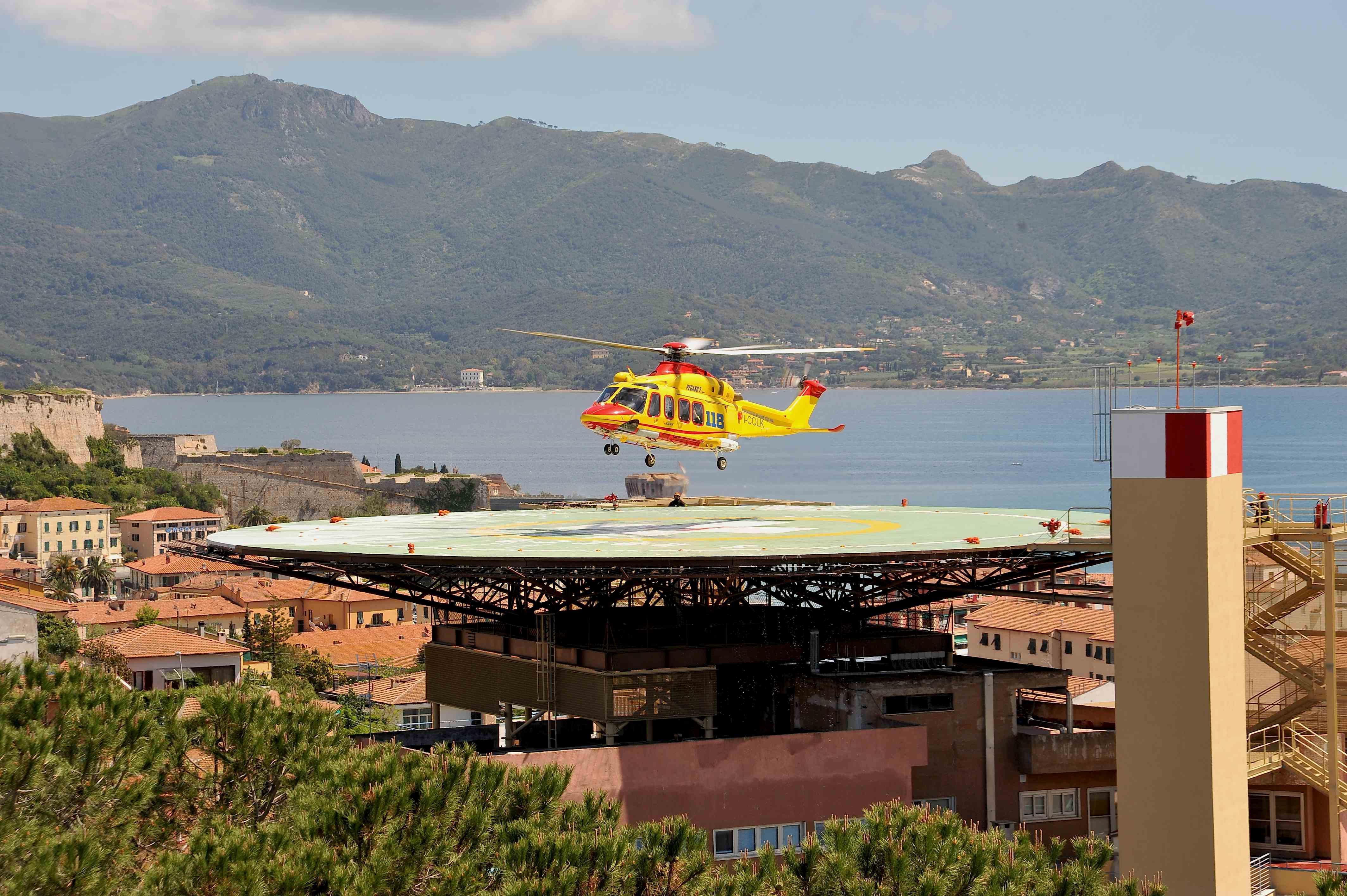 L'elicottero  Pegaso a Portoferraio