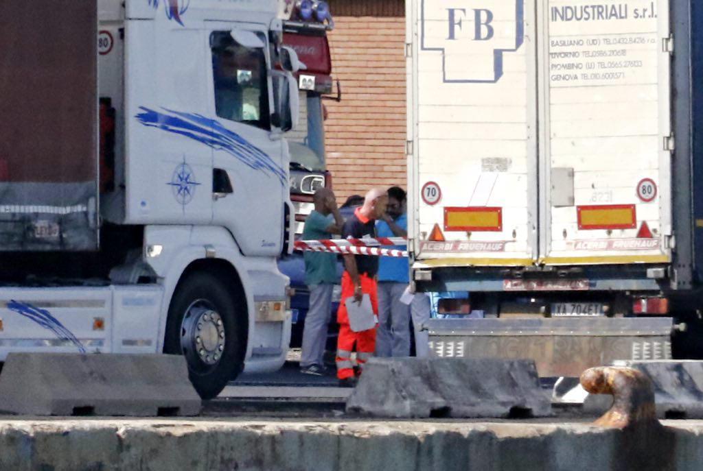 Il piazzale dove è avvenuto l'incidente (Marzi/Pentafoto)
