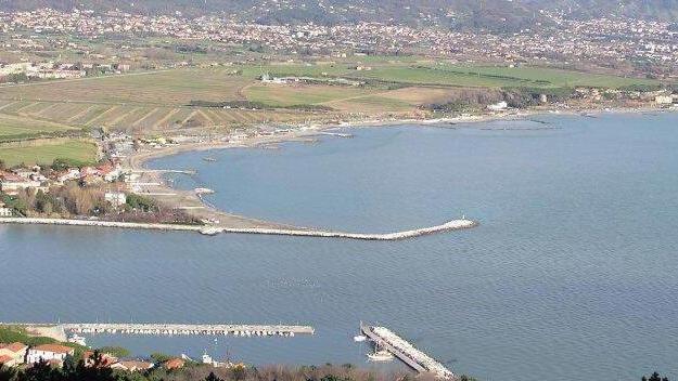 «Dragaggio del Magra giusto ma fuori stagione»