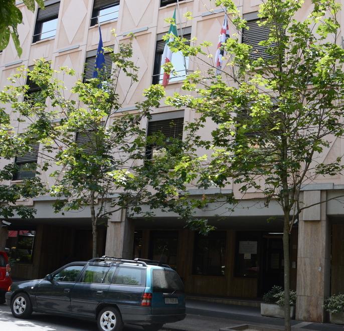 Non risponde al gip il funzionario in cella per una tangente 