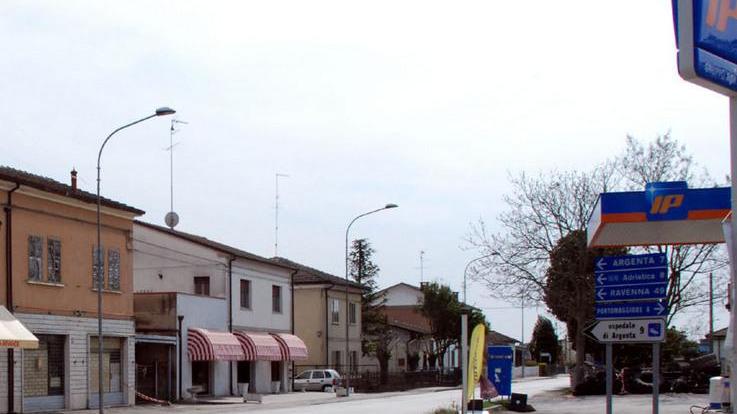 Bando, auto data alle fiamme da ignoti