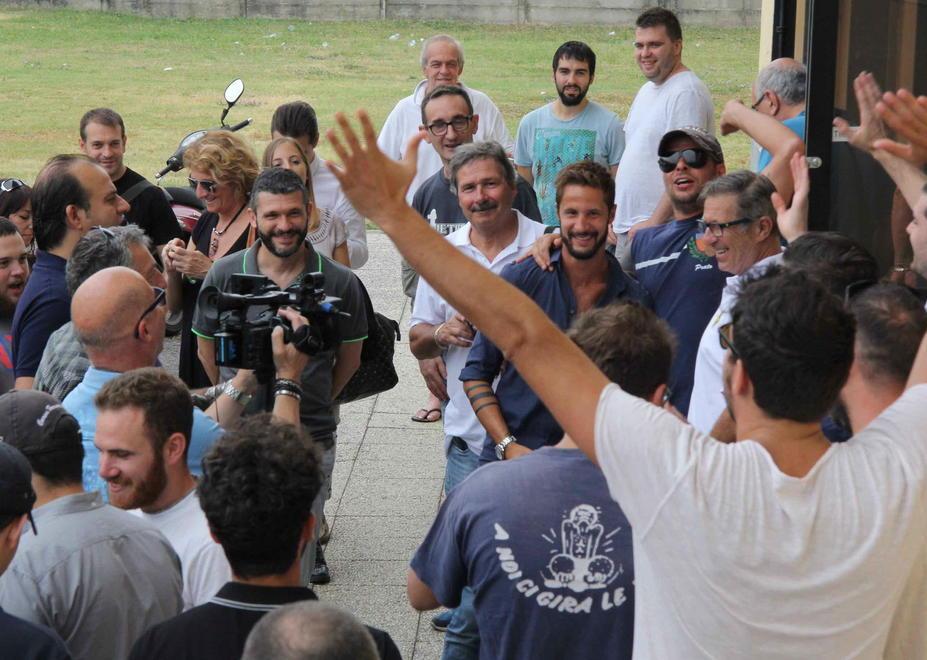 Luca Antonini accolto come una star 