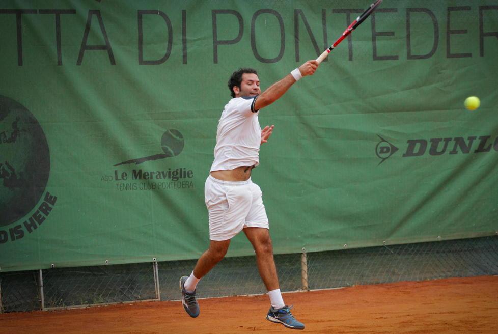 Tennis, toscani col freno tirato al Future
