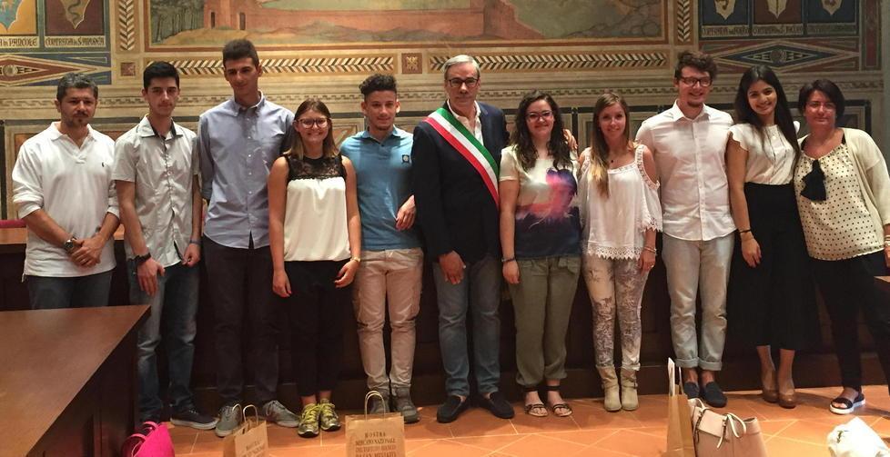 Premiati in Comune i centisti 