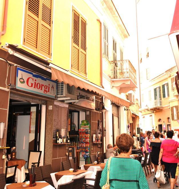 La Maddalena piccolo incendio in una pizzeria