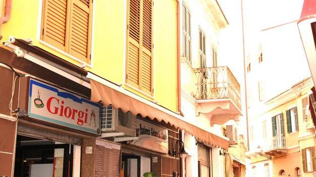La Maddalena piccolo incendio in una pizzeria