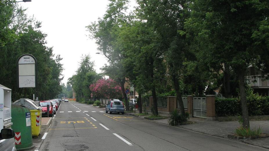 Ladri sorpresi a rubare dagli agenti di polizia