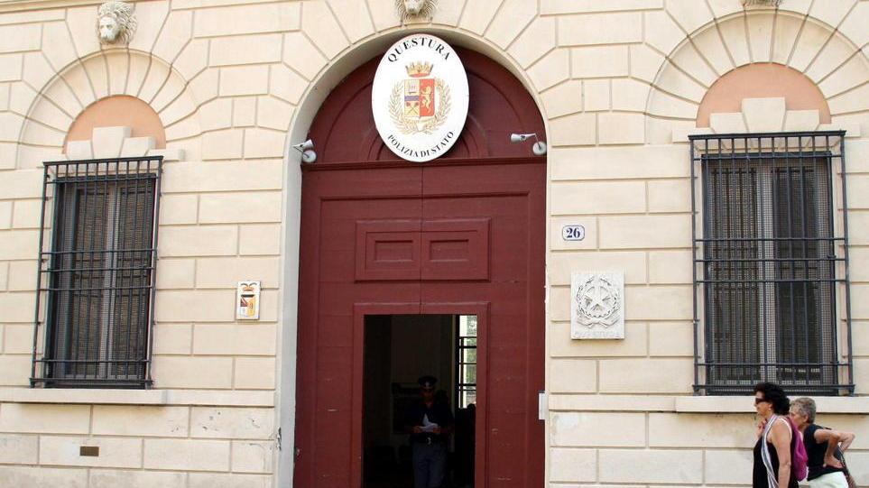 Uffici armi e licenze Nuovi orari dal primo agosto