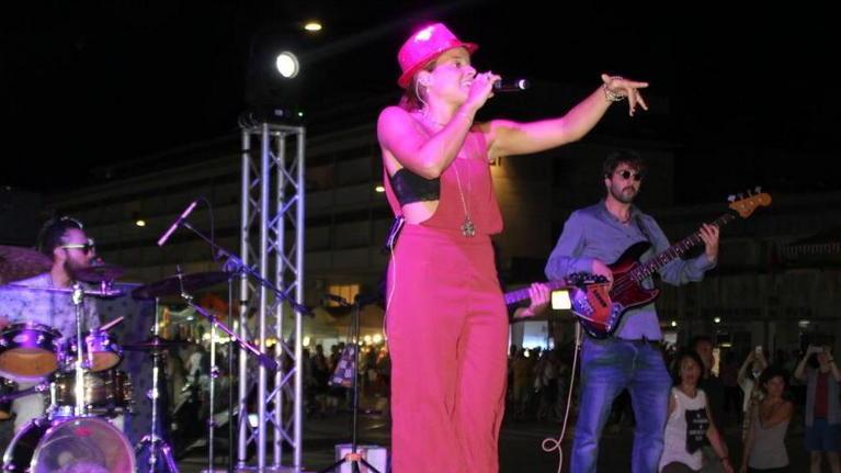 Tirrenia in festa con la Notte Blu