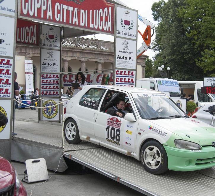 Rallysti feriti nell’incidente a pochi metri dal podio 