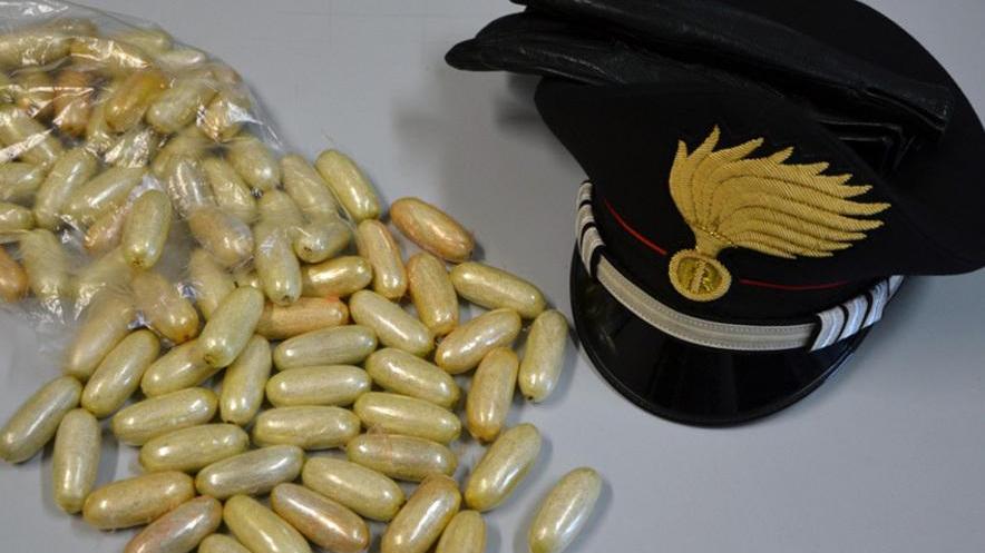 Nigeriano arrestato con un chilo di eroina