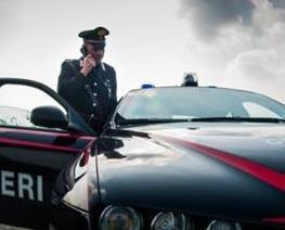 Nei guai per la droga e un coltello 