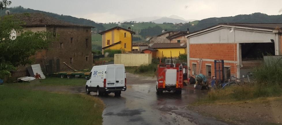 Stalla allagata a Boralattia, intervengono i vigili del fuoco