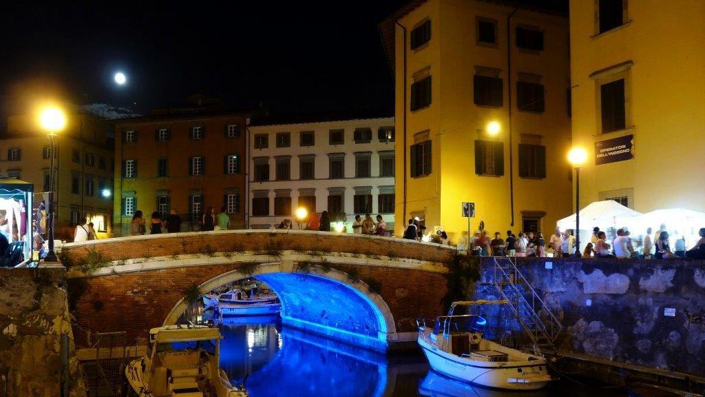 Effetto Venezia, con Migone e i Gatti Mezzi si alza il sipario