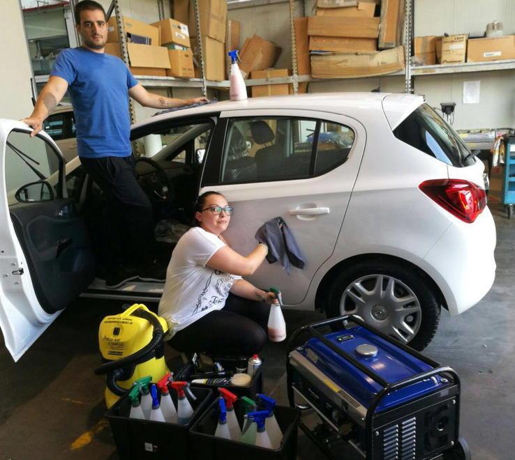 Stanchi di sentirsi dire no si sono inventati un lavoro 