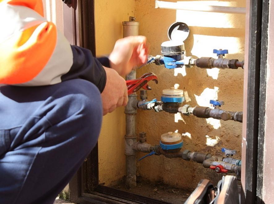 Trovati accordi e niente slacci per dieci condomìni morosi