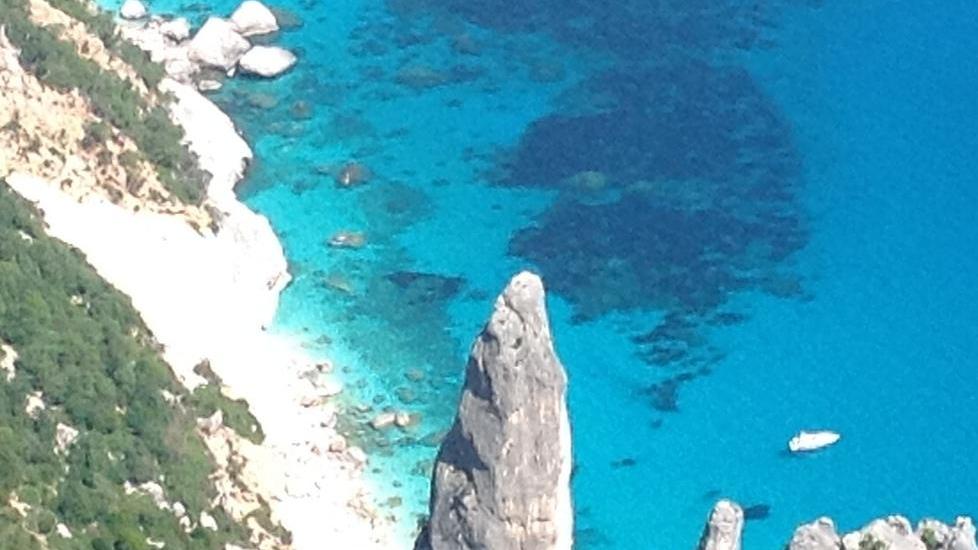 Sì del consiglio al ticket per Cala Goloritzè