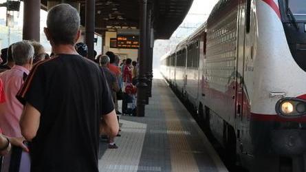 Da agosto aumentano i biglietti dei treni regionali