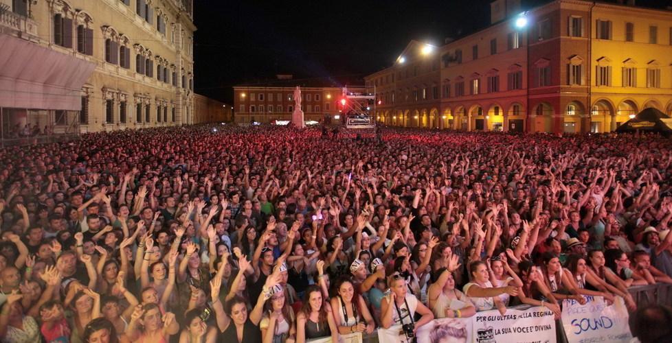 Piazza Roma, notte di stelle con Radio Bruno 