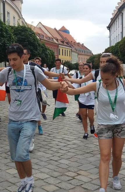 Il vescovo: «Accolti come fratelli, tesoro da portare a Modena» 