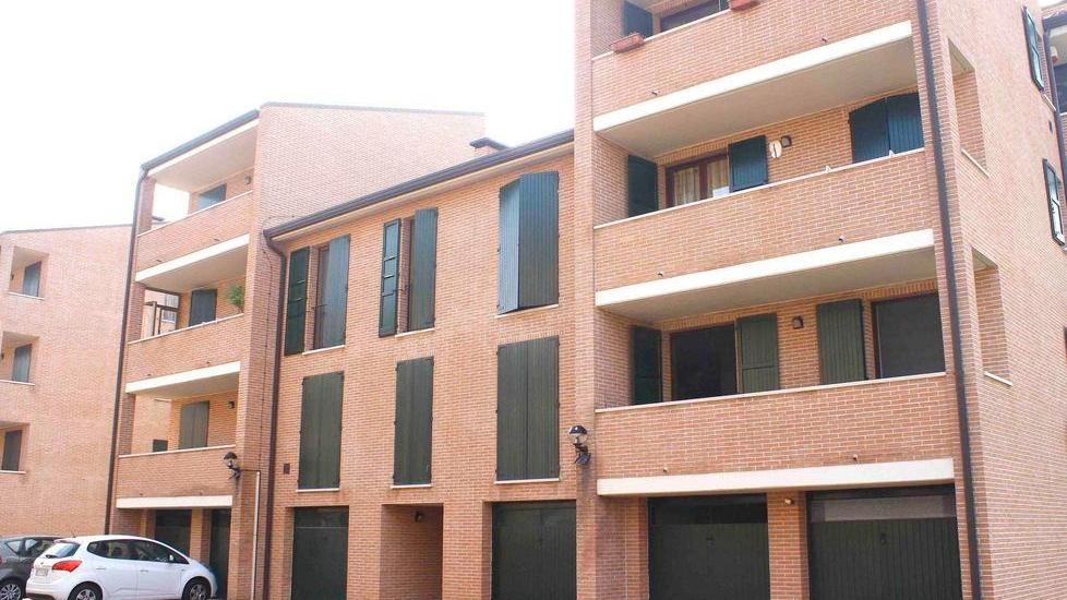 A San Biagio di Argenta in giugno le stesse fasce da elettricista